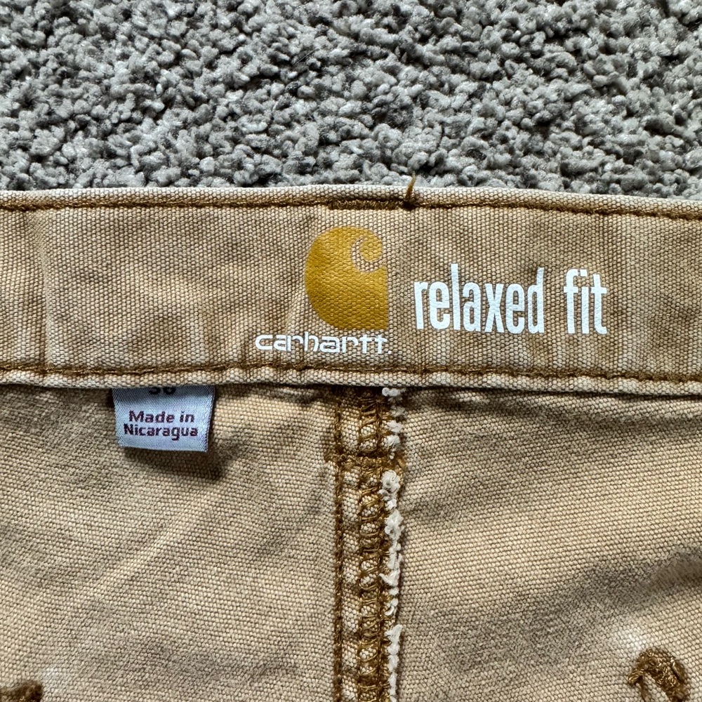 Carhartt Tan Cargo Shorts - Picture 3 of 3
